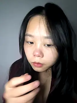 Snapshot of Kiee-lee chatting on December 1, 2025, 3:17 pm Kiee-lee online show from December 1, 2025, 3:17 pm