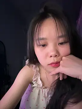 Kiee-lee online show from April 6, 2026, 3:24 pm