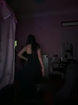 Snapshot of Kiee-lee chatting on April 19, 2026, 4:23 am Kiee-lee online show from April 19, 2026, 4:23 am