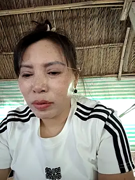 Snapshot of akura-03 chatting on November 29, 2025, 8:06 am akura-03 online show from November 29, 2025, 8:06 am