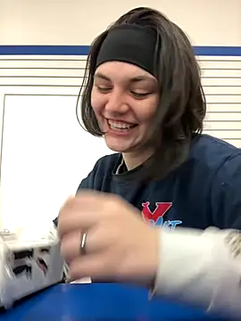 Snapshot of Kora_Kat chatting on December 14, 2025, 7:47 am Kora Kat online show from December 14, 2025, 7:47 am