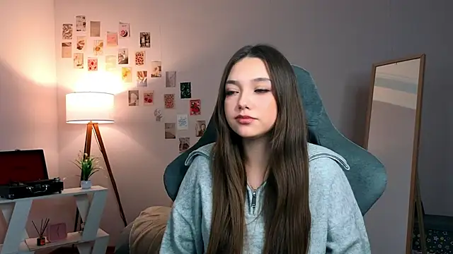 Vexorine online show from February 10, 2026, 7:29 pm