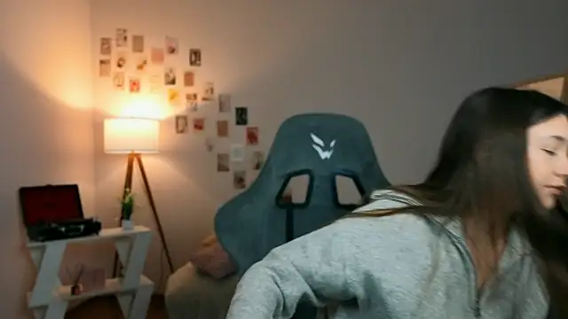 Vexorine online show from March 25, 2026, 8:15 pm