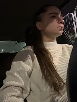 Snapshot of PureEllieX chatting on February 1, 2026, 3:49 am PureEllieX online show from February 1, 2026, 3:49 am