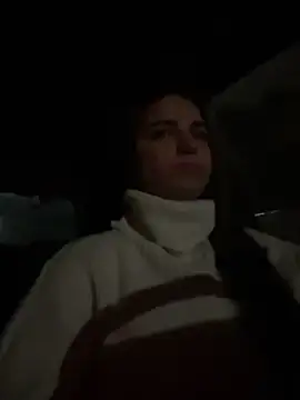 Snapshot of PureEllieX chatting on February 6, 2026, 3:44 am PureEllieX online show from February 6, 2026, 3:44 am