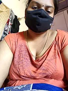 Snapshot of Paru_Tamil_Ponnu chatting on November 22, 2025, 4:55 am Paru Tamil Ponnu online show from November 22, 2025, 4:55 am