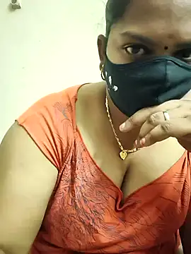 Snapshot of Paru_Tamil_Ponnu chatting on December 2, 2025, 6:58 pm Paru Tamil Ponnu online show from December 2, 2025, 6:58 pm