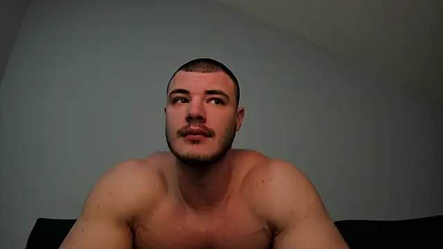 Snapshot of Troy_Bigtitan chatting on January 11, 2026, 6:07 am Troy Bigtitan online show from January 11, 2026, 6:07 am