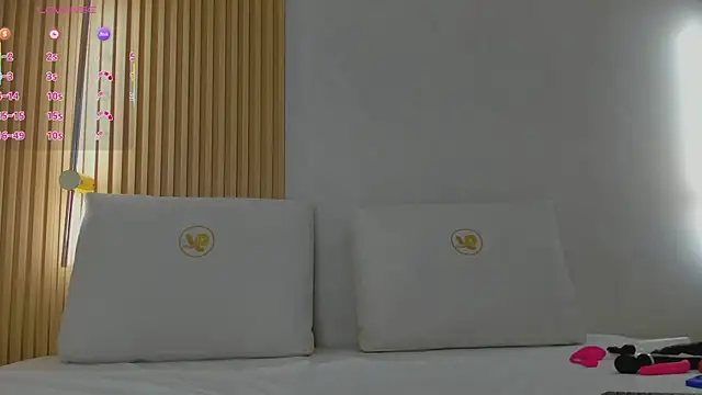 Snapshot of mia_dollce chatting on December 1, 2025, 11:26 am mia dollce online show from December 1, 2025, 11:26 am