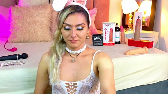 Lunitaa Diva online show from February 7, 2026, 3:16 pm