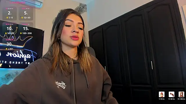 Snapshot of RenataMason chatting on February 19, 2026, 12:56 pm RenataMason online show from February 19, 2026, 12:56 pm