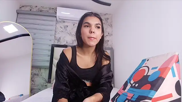 Snapshot of lili_jhonson chatting on November 27, 2025, 12:07 pm lili jhonson online show from November 27, 2025, 12:07 pm