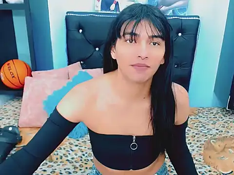 Snapshot of xwetdreamsx chatting on November 29, 2025, 8:45 pm xwetdreamsx online show from November 29, 2025, 8:45 pm