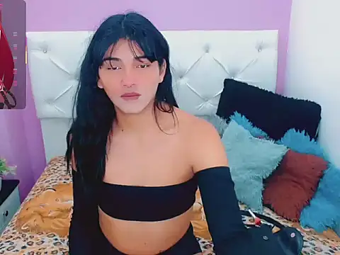 Snapshot of xwetdreamsx chatting on December 22, 2025, 8:39 pm xwetdreamsx online show from December 22, 2025, 8:39 pm