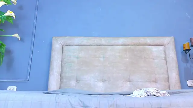 tony megan online show from December 16, 2025, 1:27 pm