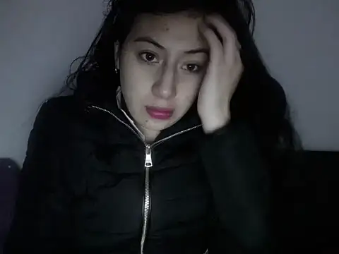 Snapshot of luisa_homes chatting on December 18, 2025, 9:59 am luisa homes online show from December 18, 2025, 9:59 am