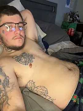 Snapshot of Heathen3331 chatting on November 20, 2025, 11:15 pm Heathen3331 online show from November 20, 2025, 11:15 pm