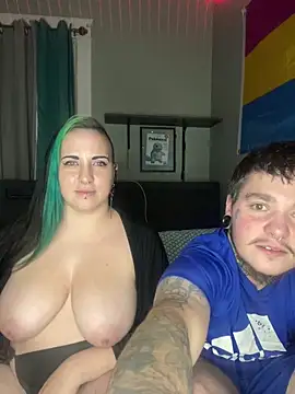 Snapshot of Heathen3331 chatting on December 17, 2025, 3:45 am Heathen3331 online show from December 17, 2025, 3:45 am