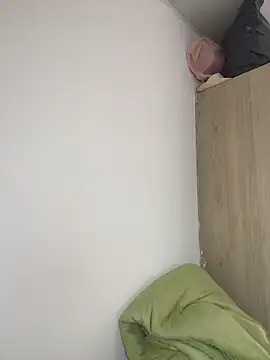 katthyasmitth online show from February 5, 2026, 5:17 pm