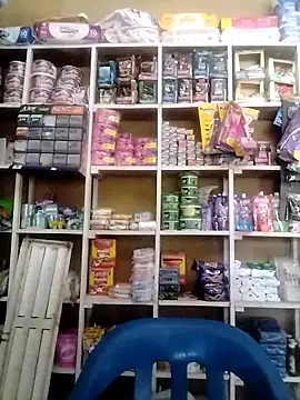 MIA-LARIOS online show from March 19, 2026, 2:54 pm