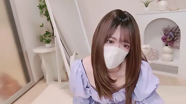 JUNjun   online show from May 26, 2026, 3:24 am