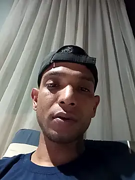 Snapshot of Gzinho69ik chatting on June 28, 2026, 8:48 pm Gzinho69ik online show from June 28, 2026, 8:48 pm