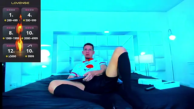 Sebastian Smith   online show from November 30, 2025, 11:25 am