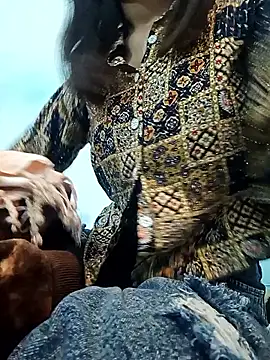 Lovely girl- online show from December 19, 2025, 6:20 am