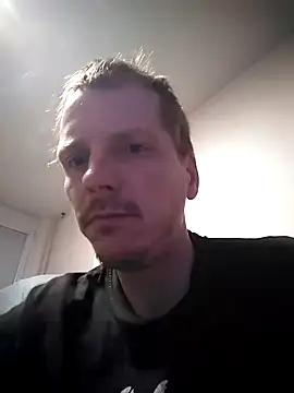 Snapshot of Vlasta23 chatting on January 9, 2026, 12:35 am Vlasta23 online show from January 9, 2026, 12:35 am