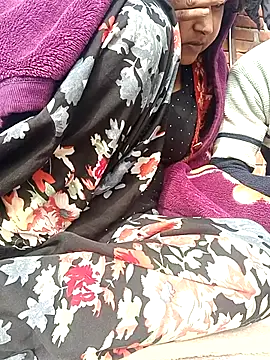 Snapshot of Sunenabhabh chatting on January 7, 2026, 9:45 am Sunenabhabh online show from January 7, 2026, 9:45 am