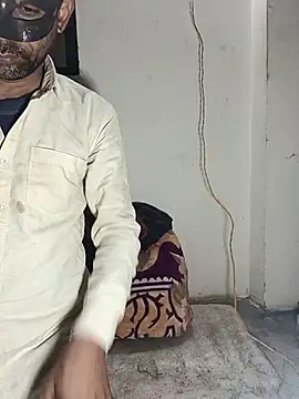 Snapshot of Sunenabhabh chatting on February 18, 2026, 9:44 pm Sunenabhabh online show from February 18, 2026, 9:44 pm