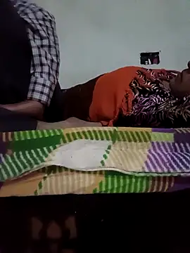 Snapshot of Sunenabhabh chatting on March 1, 2026, 8:33 pm Sunenabhabh online show from March 1, 2026, 8:33 pm