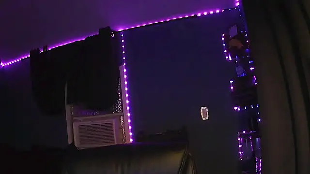 Snapshot of KingCole2390 chatting on February 3, 2026, 6:40 am KingCole2390 online show from February 3, 2026, 6:40 am