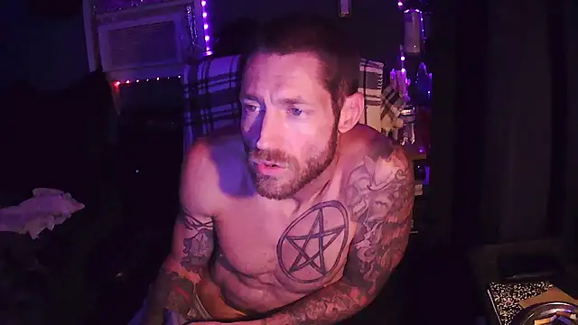 Snapshot of KingCole2390 chatting on February 12, 2026, 2:28 am KingCole2390 online show from February 12, 2026, 2:28 am