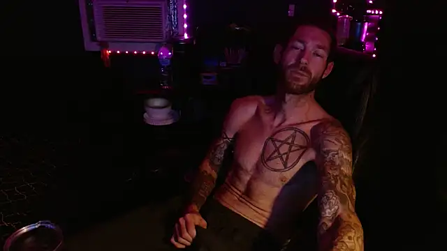 Snapshot of KingCole2390 chatting on February 18, 2026, 7:48 am KingCole2390 online show from February 18, 2026, 7:48 am