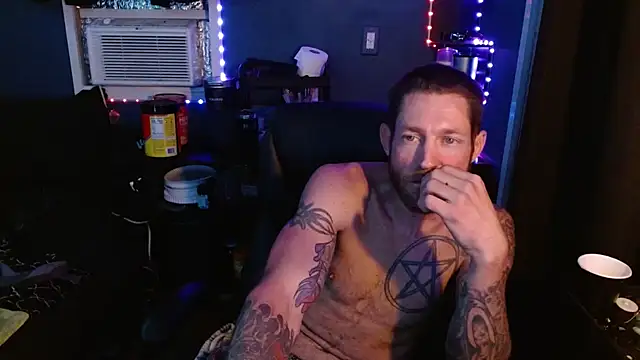 Snapshot of KingCole2390 chatting on February 21, 2026, 12:11 am KingCole2390 online show from February 21, 2026, 12:11 am