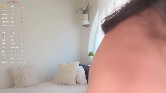 Snapshot of ShyColette chatting on January 13, 2026, 7:13 am ShyColette online show from January 13, 2026, 7:13 am