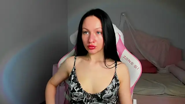 NaomiBlakes online show from February 13, 2026, 5:25 am