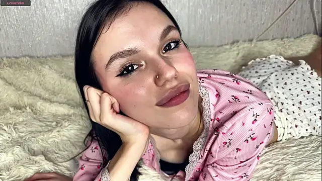 Snapshot of StacieGregoreski chatting on December 16, 2025, 12:10 pm StacieGregoreski online show from December 16, 2025, 12:10 pm