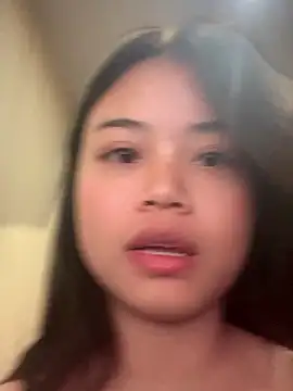 Snapshot of Toffee-00 chatting on January 8, 2026, 10:17 am Toffee-00 online show from January 8, 2026, 10:17 am