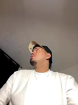 Henry villa23 online show from December 17, 2025, 5:46 am