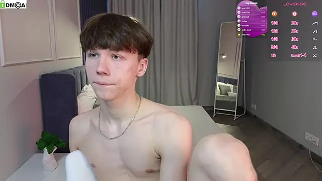 Snapshot of cuMte_boy chatting on February 17, 2026, 3:25 am cuMte boy online show from February 17, 2026, 3:25 am