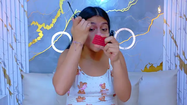 Snapshot of NIKIBUNNY chatting on December 17, 2025, 12:33 pm NIKIBUNNY online show from December 17, 2025, 12:33 pm