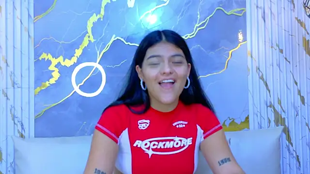 Snapshot of NIKIBUNNY chatting on December 21, 2025, 1:29 pm NIKIBUNNY online show from December 21, 2025, 1:29 pm