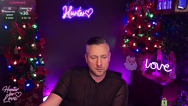 Snapshot of Hunter_Fl chatting on December 16, 2025, 5:29 pm Hunter Fl online show from December 16, 2025, 5:29 pm