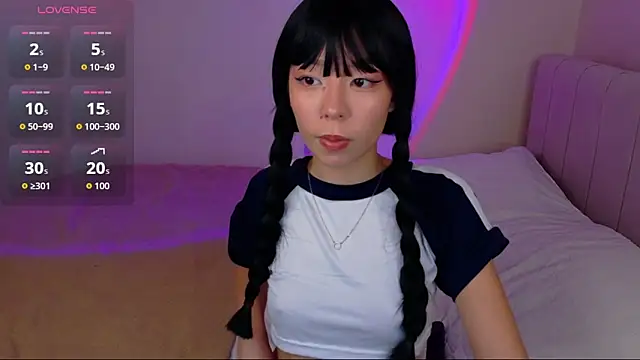 Snapshot of Lina_lust_ chatting on December 3, 2025, 12:25 pm Lina lust online show from December 3, 2025, 12:25 pm