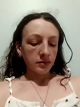 Snapshot of AlisKiv chatting on November 29, 2025, 3:59 pm AlisKiv online show from November 29, 2025, 3:59 pm