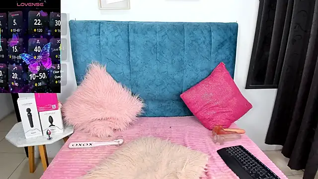 Samantha  F W online show from February 26, 2026, 9:58 pm