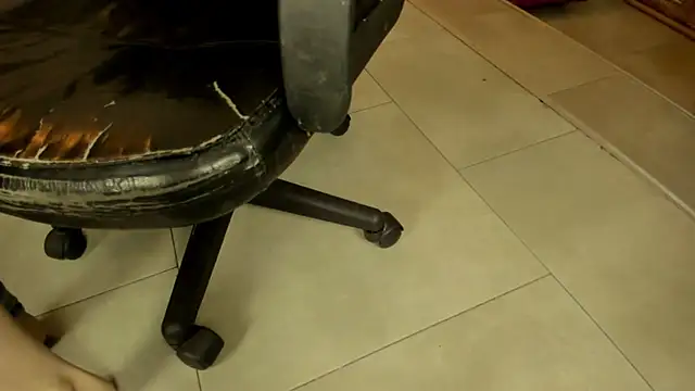 Mysterius Woman online show from April 6, 2026, 11:00 am