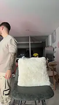 Snapshot of Valenthino_Salvatore chatting on February 2, 2026, 4:44 am Valenthino Salvatore online show from February 2, 2026, 4:44 am